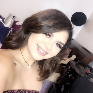 Meet your Posher, Angie